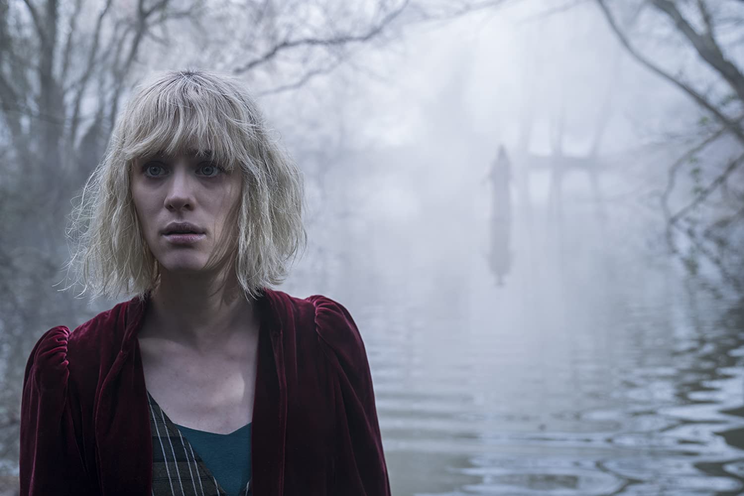 The Turning - La casa del male, al cinema l'horror con Mackenzie Davis e Finn Wolfhard zerkalo spettacolo